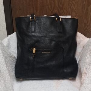 3-Item Bundle listing for @kristyvictores